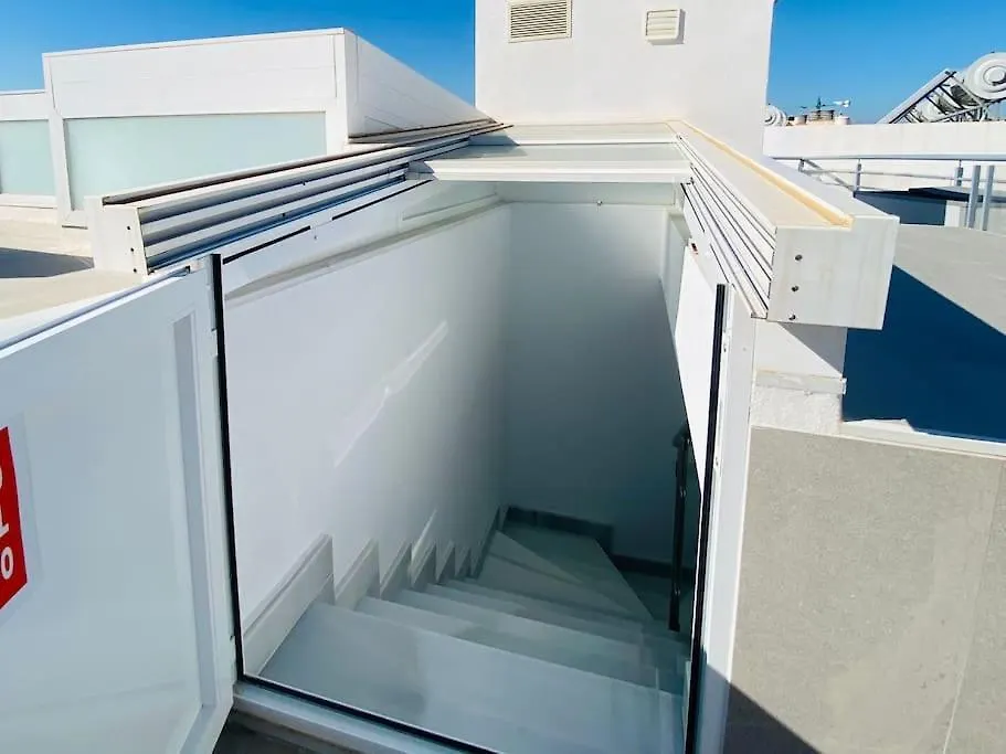 Atico Con Gran Terraza En El Centro A 50 Metros De La Playa Apartment Fuengirola